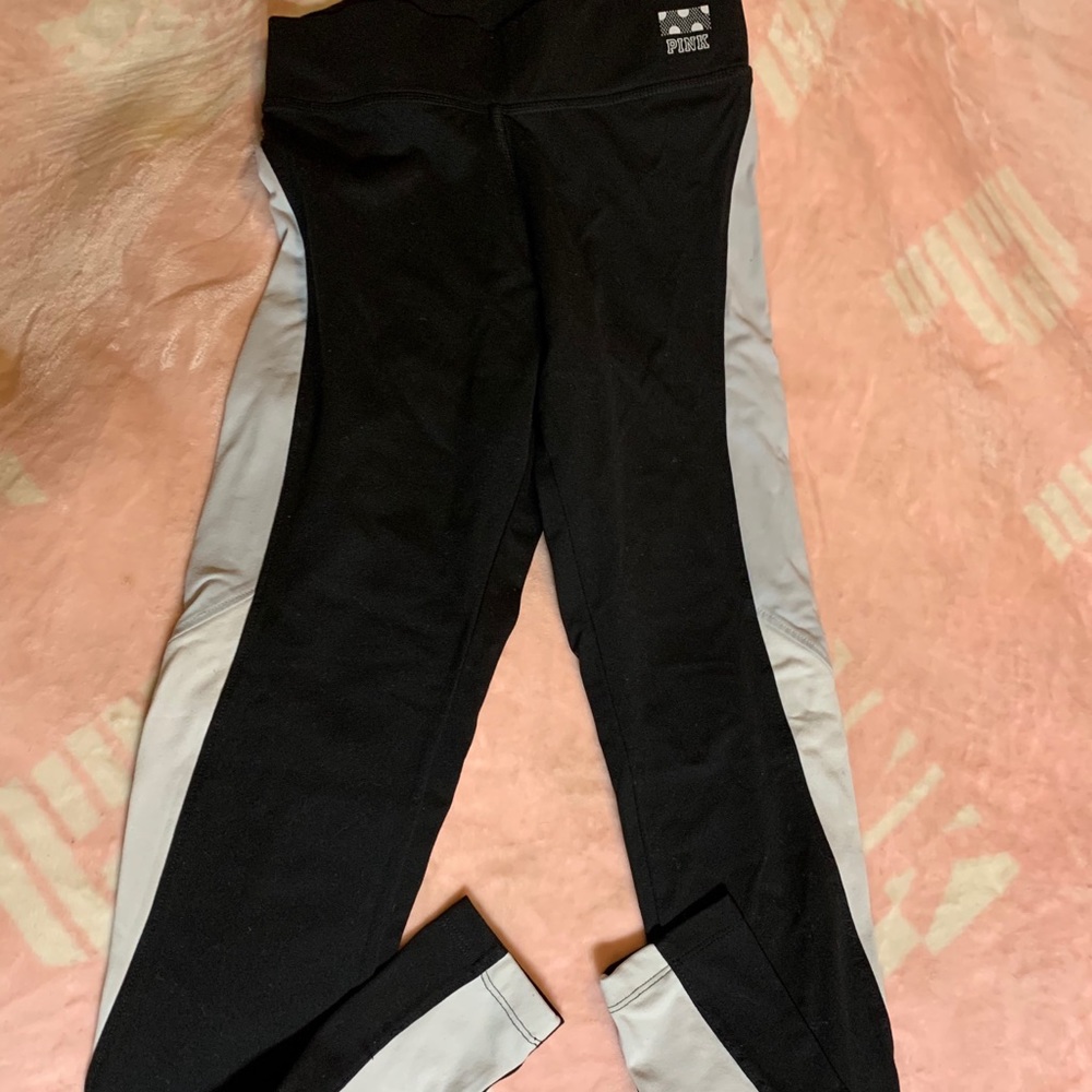 VS Pink leggings
